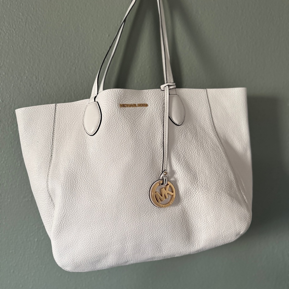 MICHAEL KORS Mae Large Reversible Tote Bag | Shoulder Bag Carry-On - Picture 14 of 16